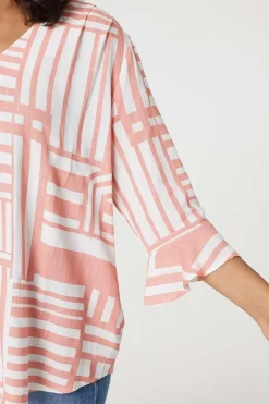 Printed 3/4 Flare Sleeve Blouse