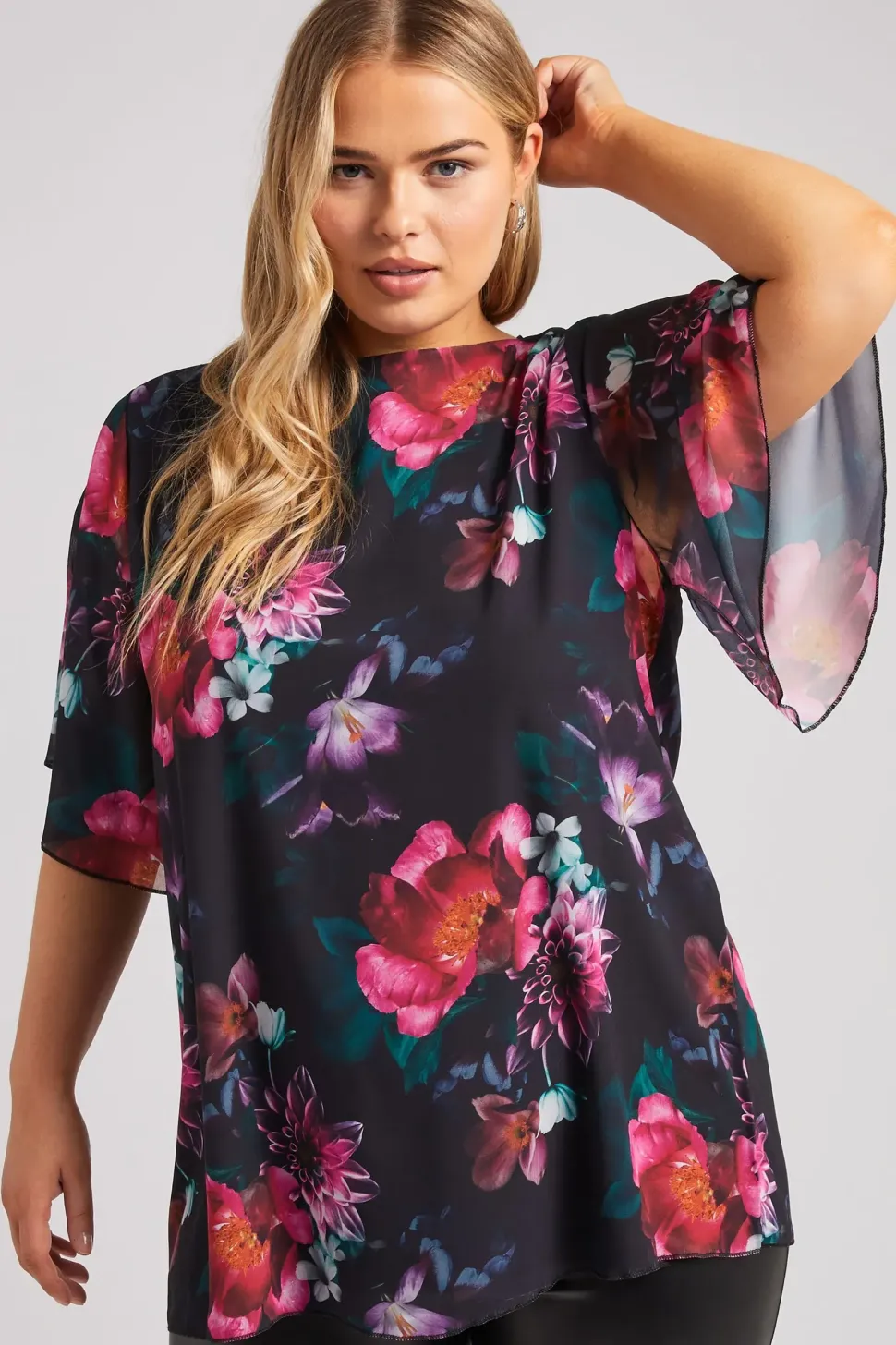 Printed Flutter Sleeve Blouse