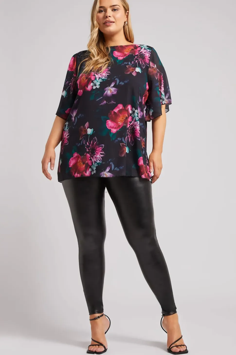 Printed Flutter Sleeve Blouse