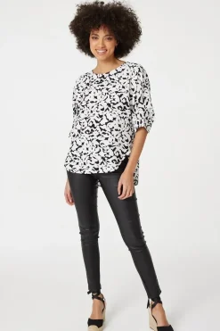Printed Gathered Sleeve Blouse