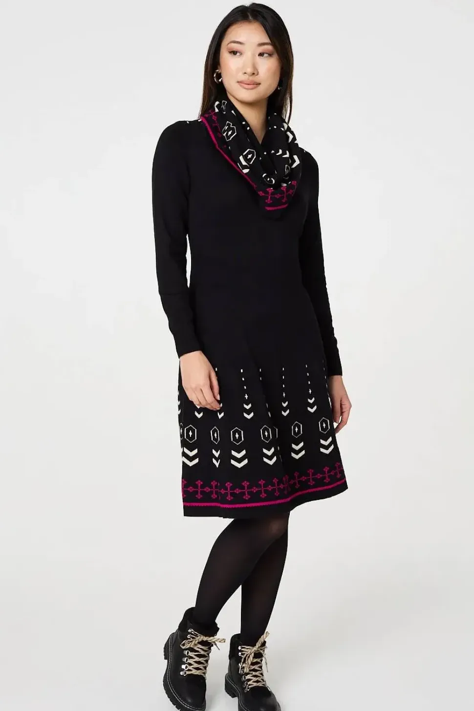 Printed Knit Dress With Removable Scarf