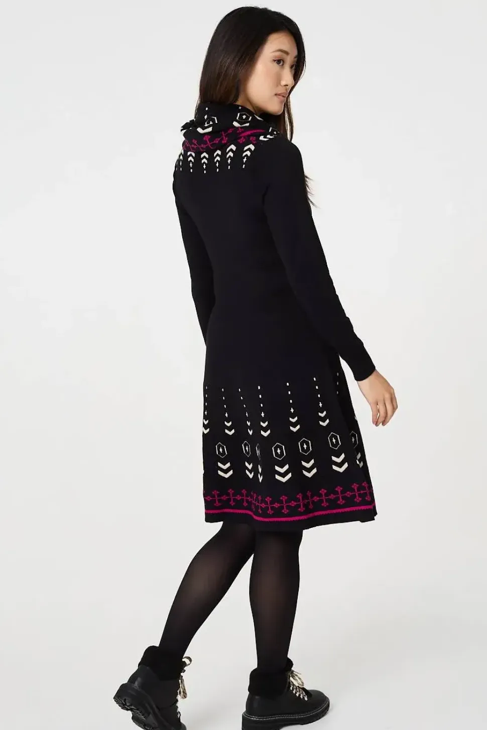 Printed Knit Dress With Removable Scarf