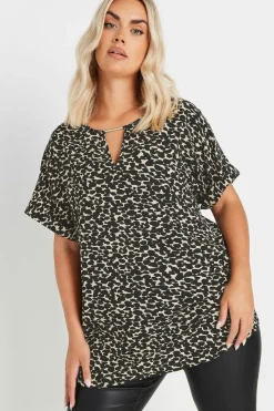 Printed Metal Trim Blouse