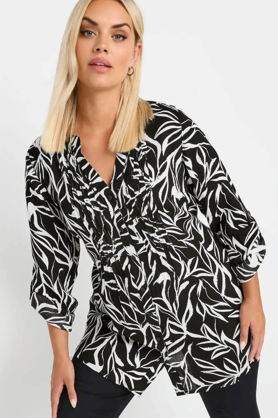Printed Pintuck Blouse