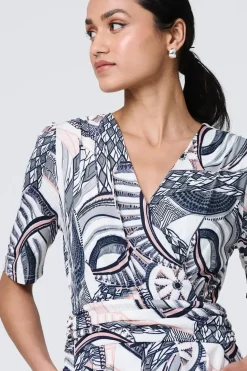 Printed 1/2 Sleeve Knee Length Wrap Dress