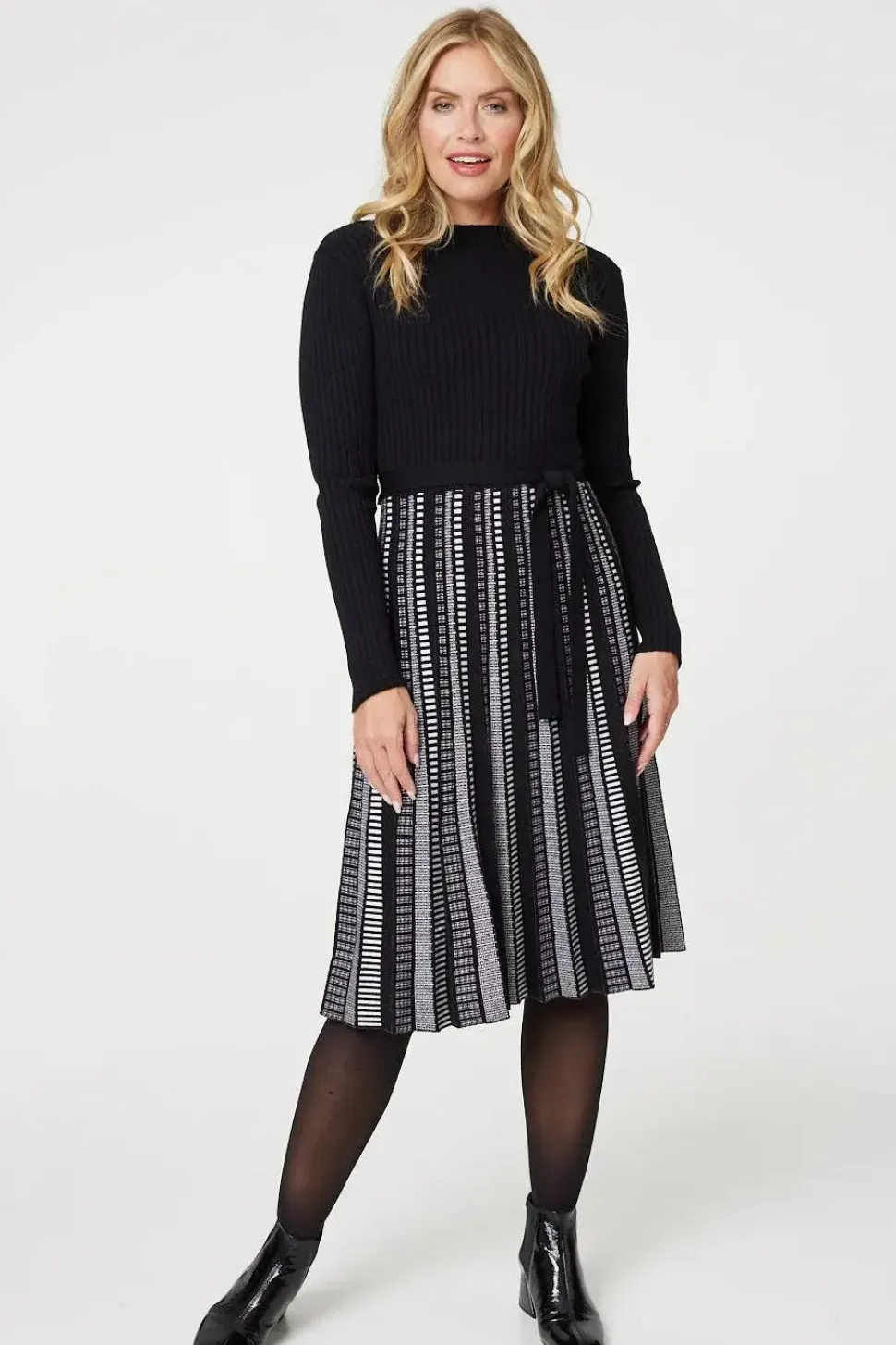 Printed Tie Waist Pleated Midi Jumper Dress