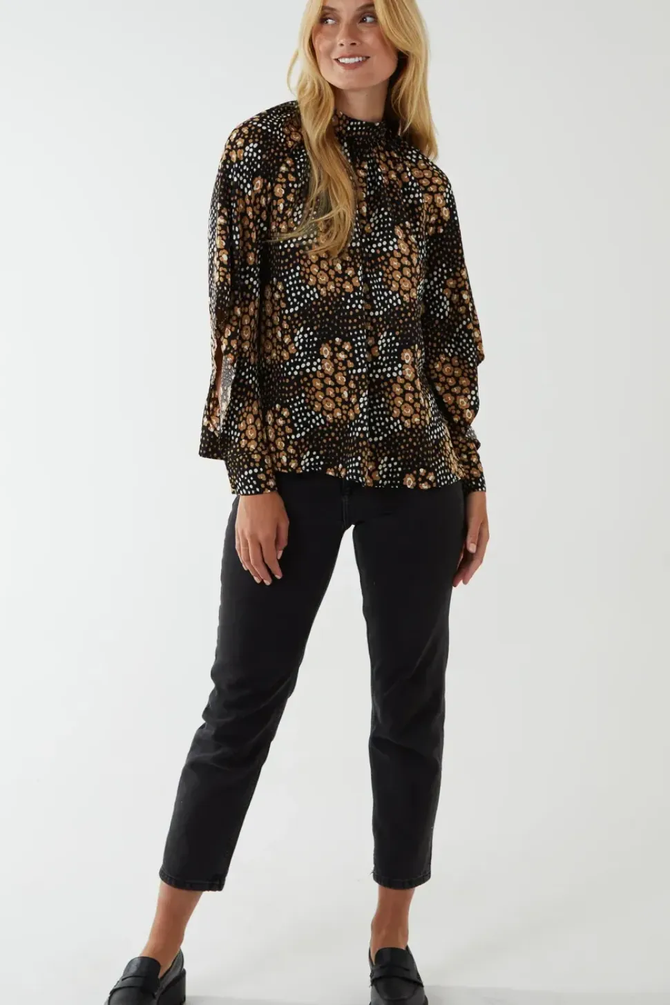 Raglan Cut Out Sleeve Volume Top