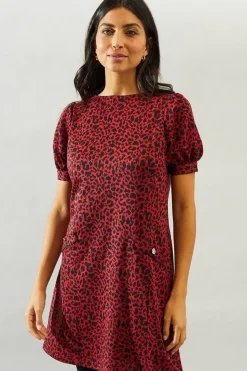 Red Short Sleeve Jacquard Ponte Shift Dress