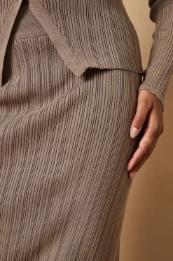 Ribbed Knitted Midi Skirt Co Ord
