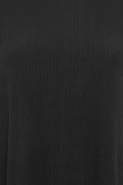 Ribbed Swing Top