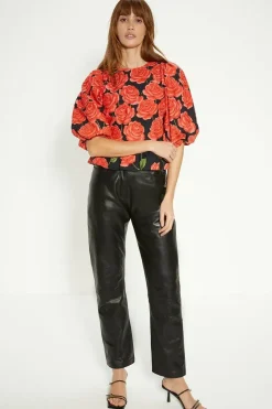 Rose Placement Puff Sleeve Top