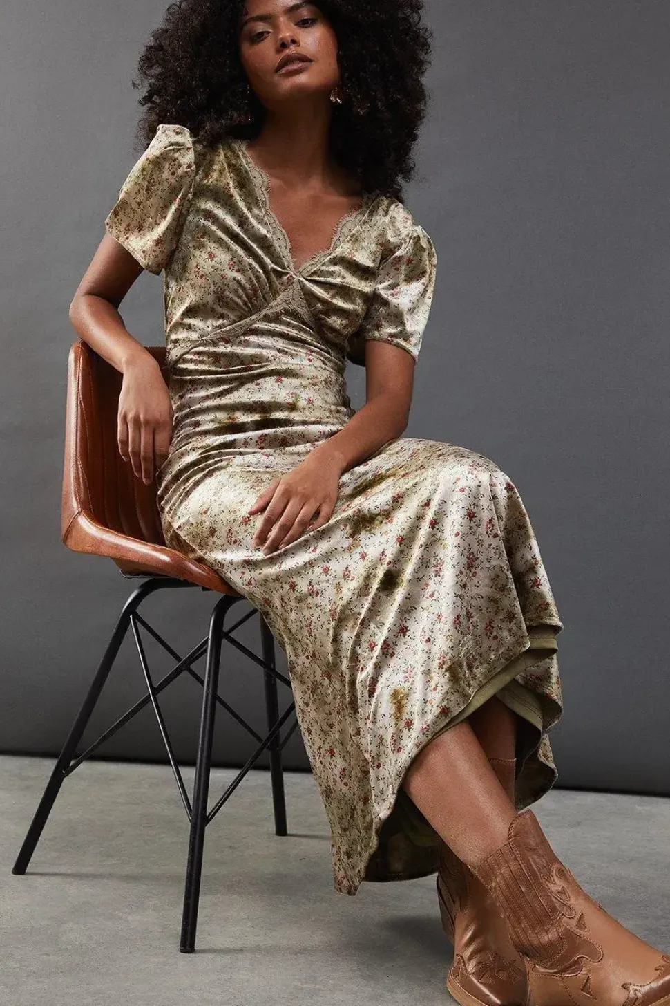 Rose Velvet V Neck Midi Tea Dress