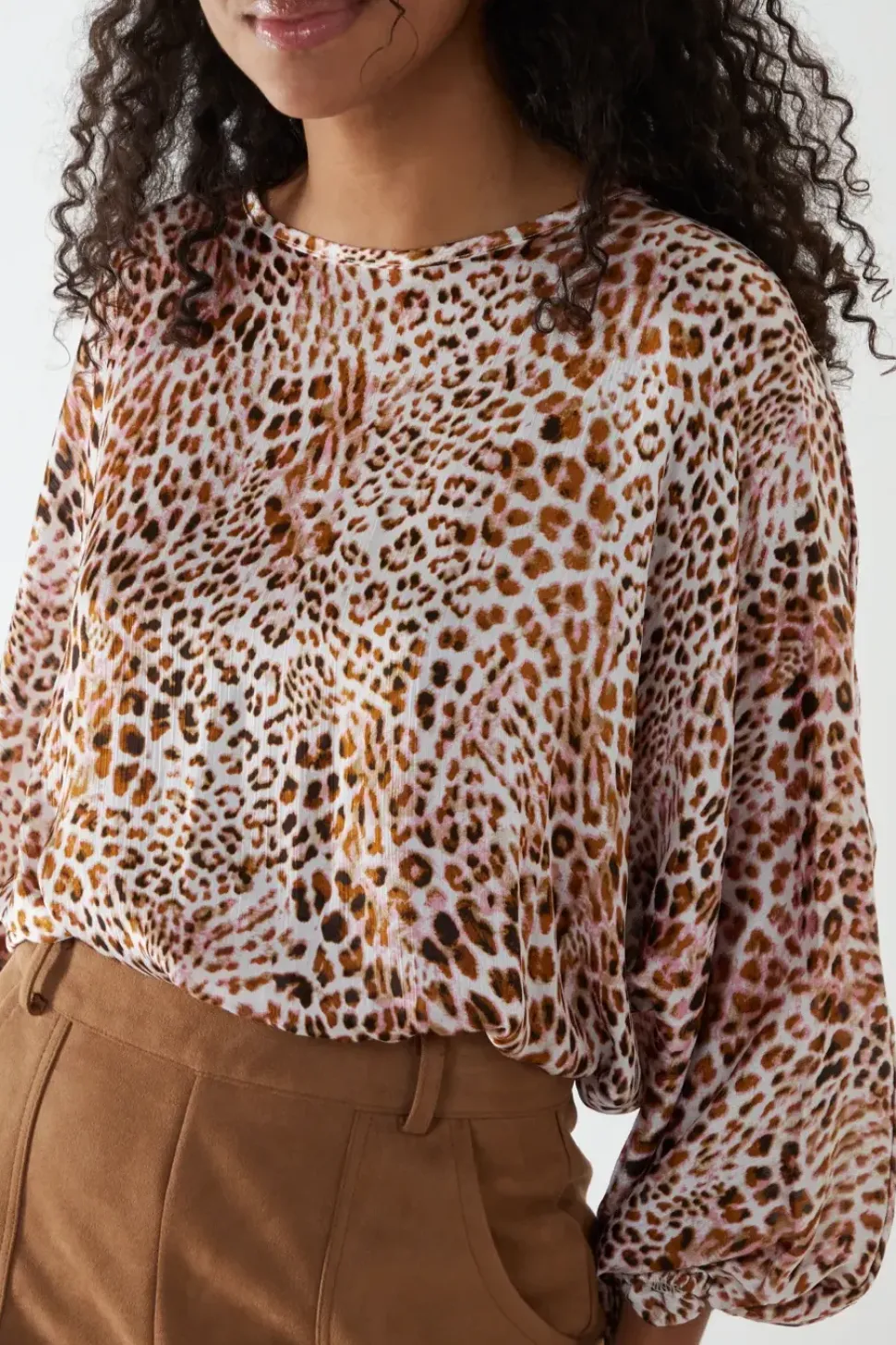 Round Neck Batwing Shirred Hemband Top