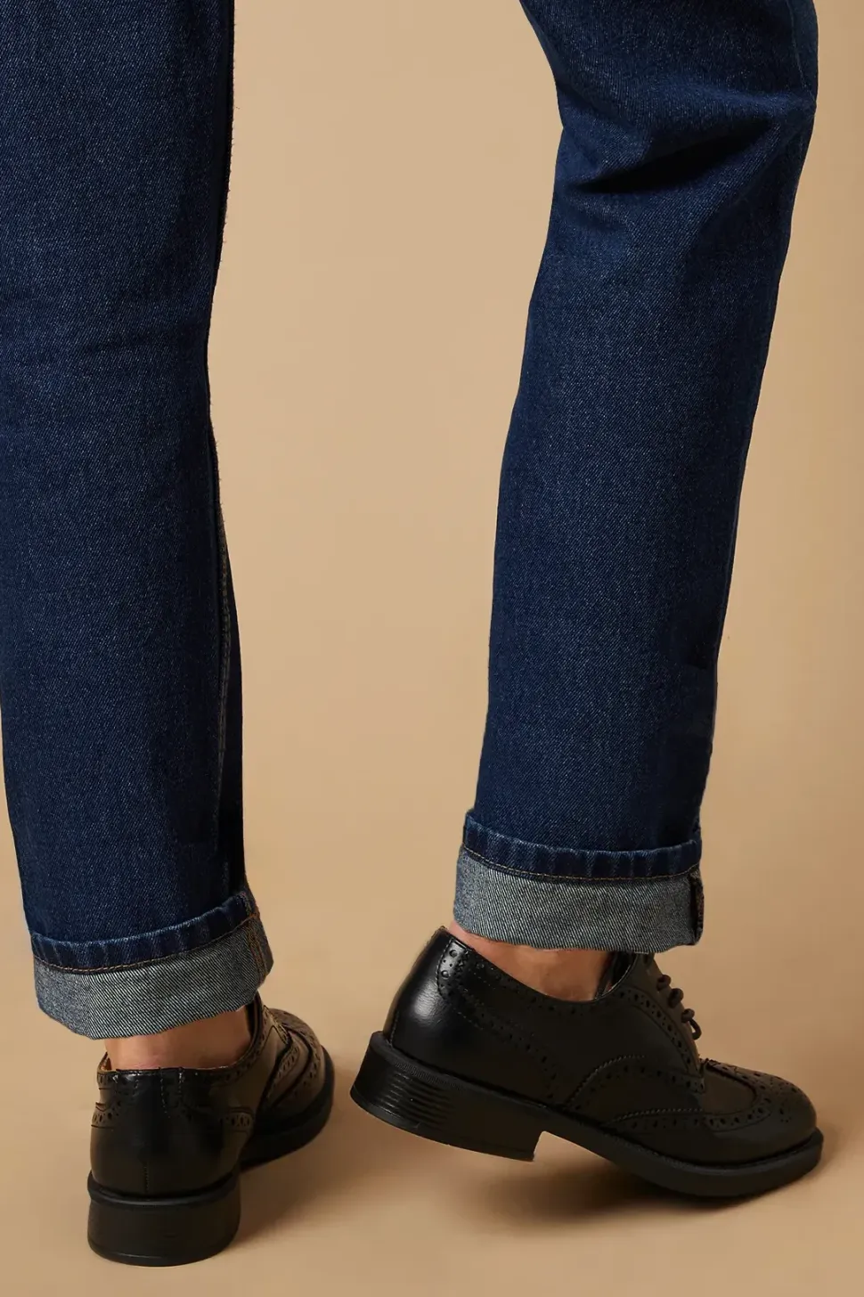 Sanya Brogue Detail Lace Up Flat Shoe