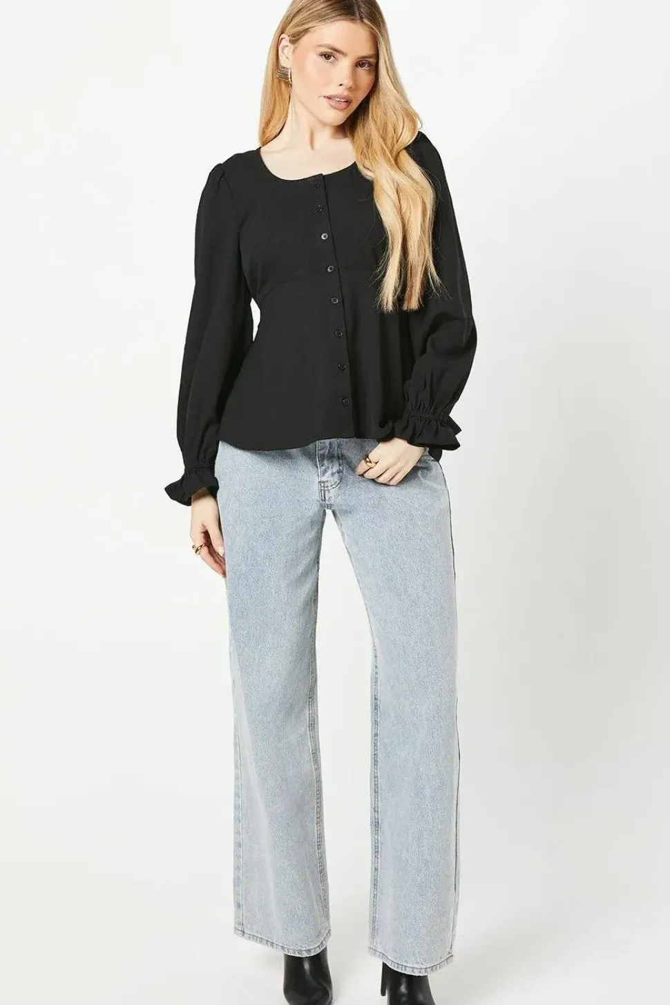 Scoop Neck Button Tea Blouse