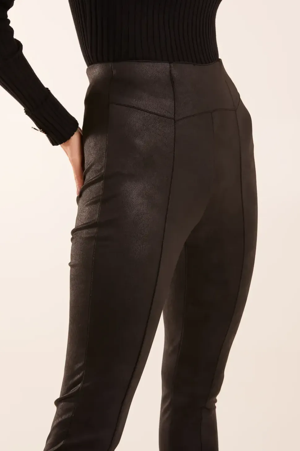 Seam Detail Leather Look Leggings