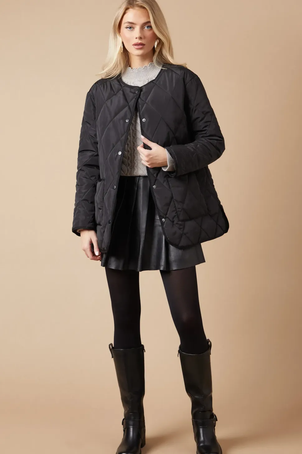 Short Quilted Diamond Padded Coat