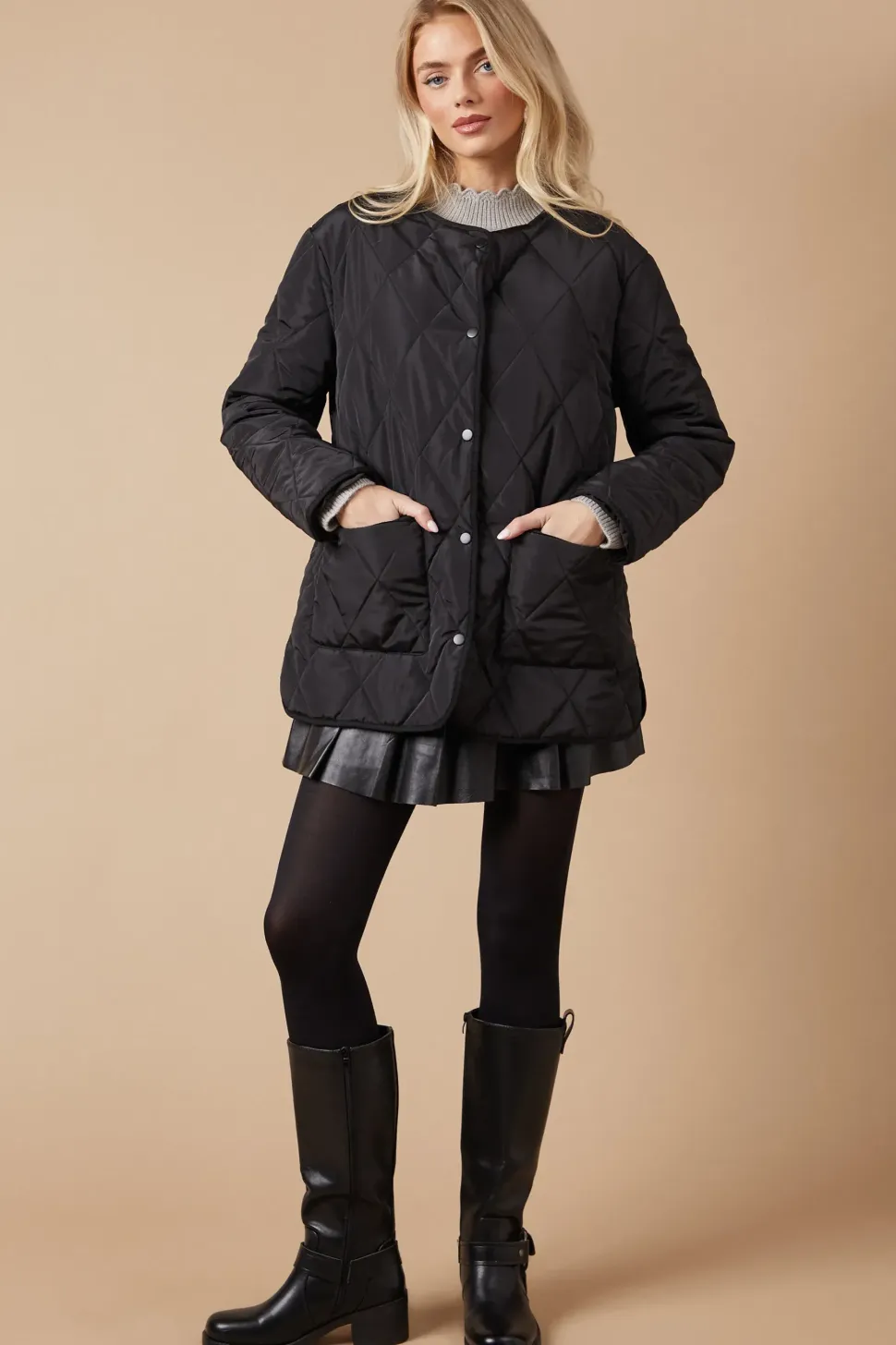 Short Quilted Diamond Padded Coat
