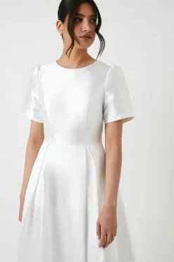 Short Sleeve Bow Back Twill Wedding Dress