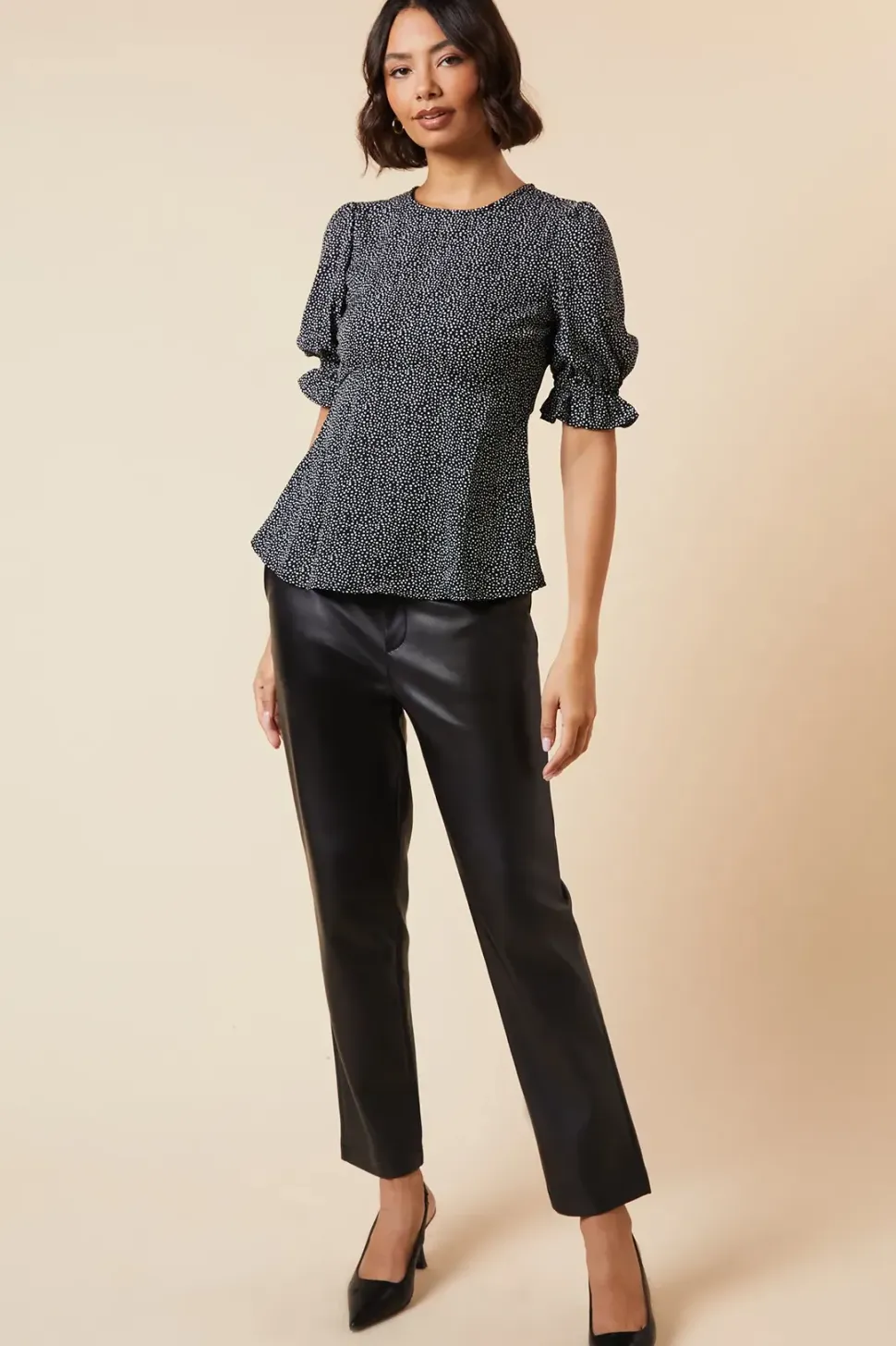 Spot Button Back Tea Blouse