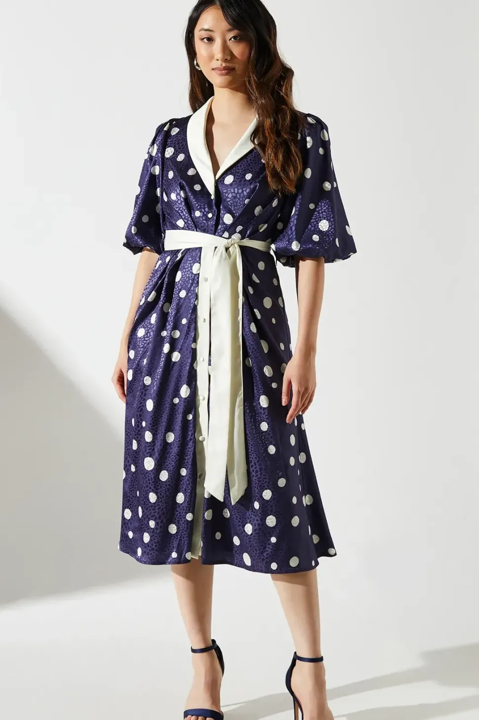 Spot Contrast Collar Dress