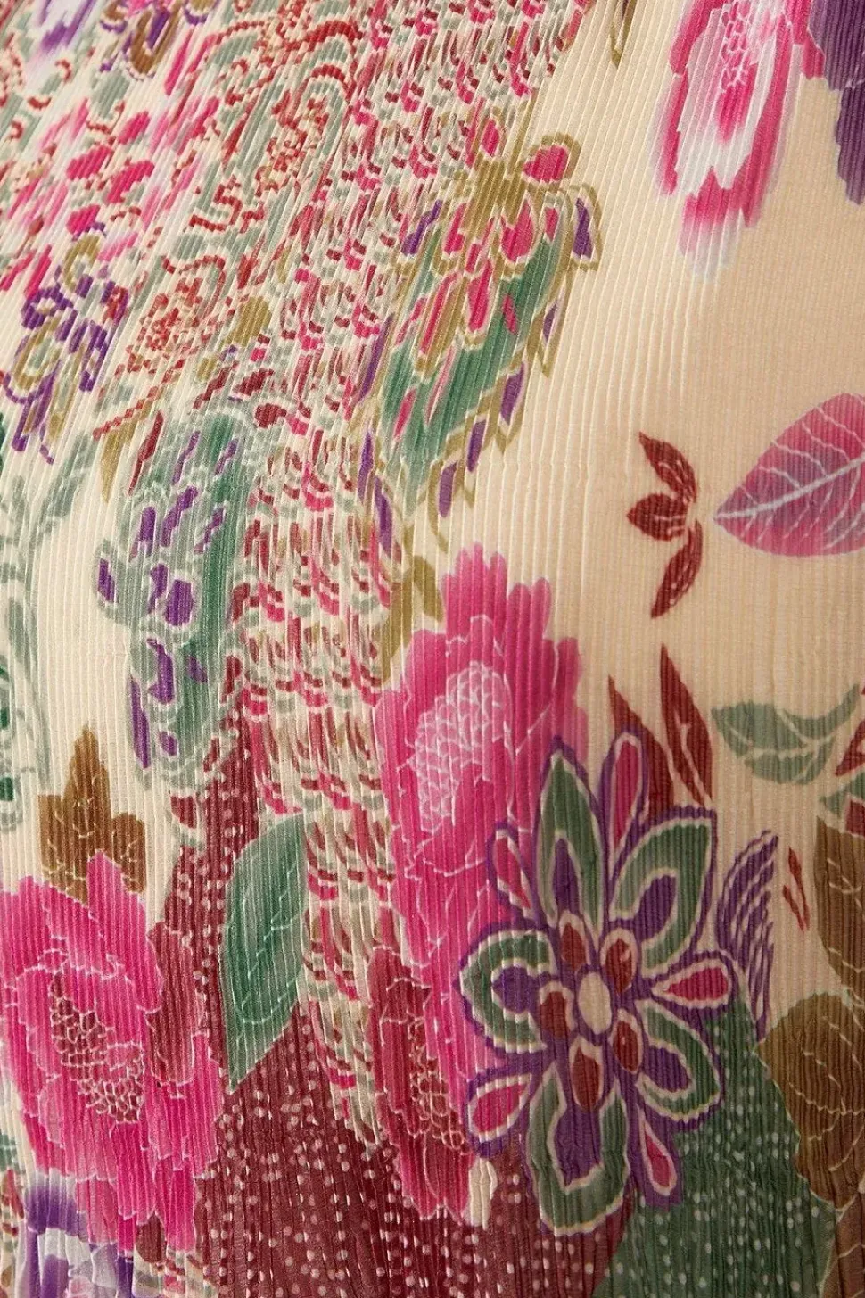Spot Floral Pleated Shift Dress