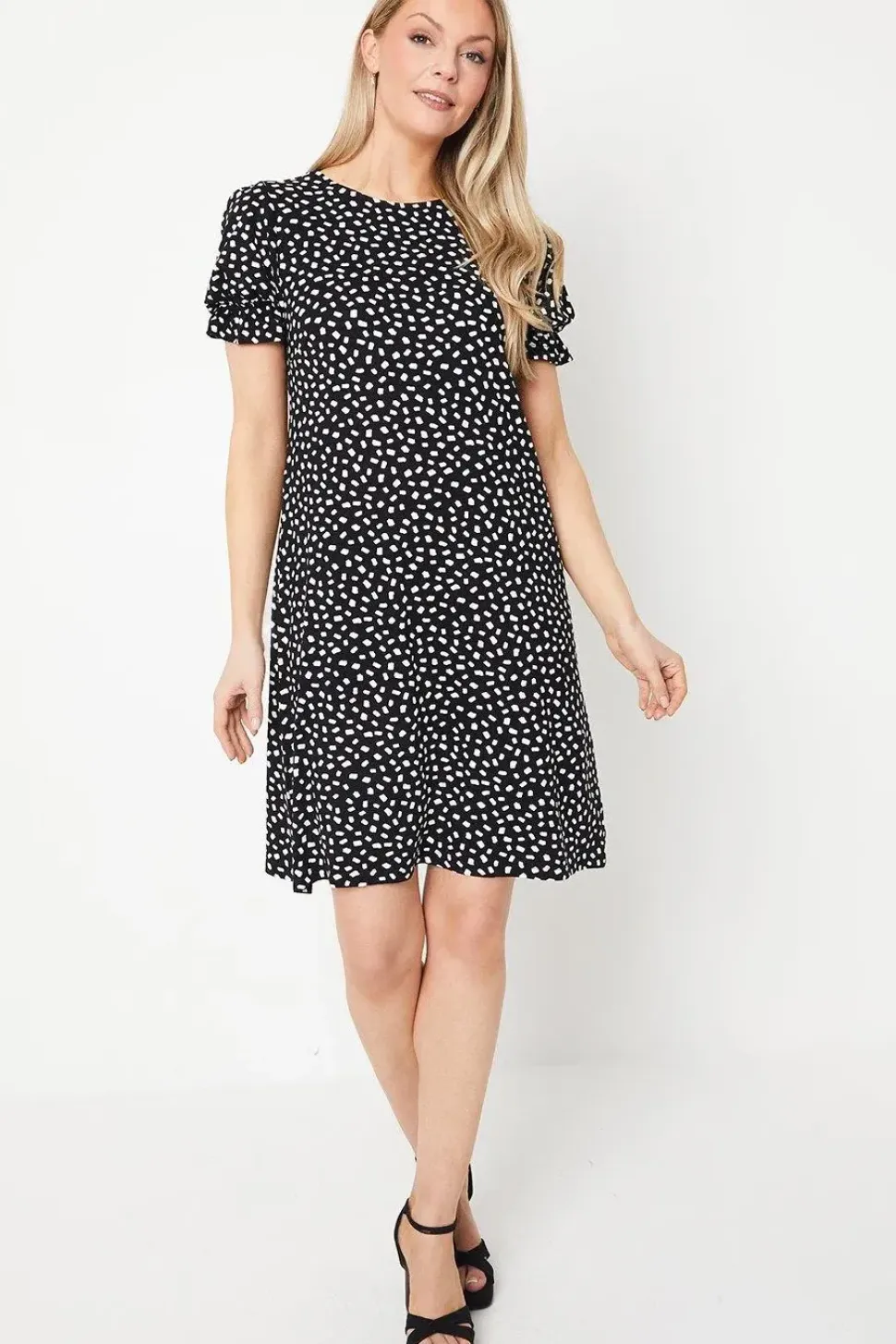 Spot Print Jersey Short Sleeve Shift Dress
