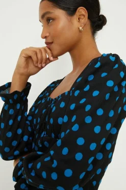 Spot Shirred Cuff Textured Long Sleeve Top