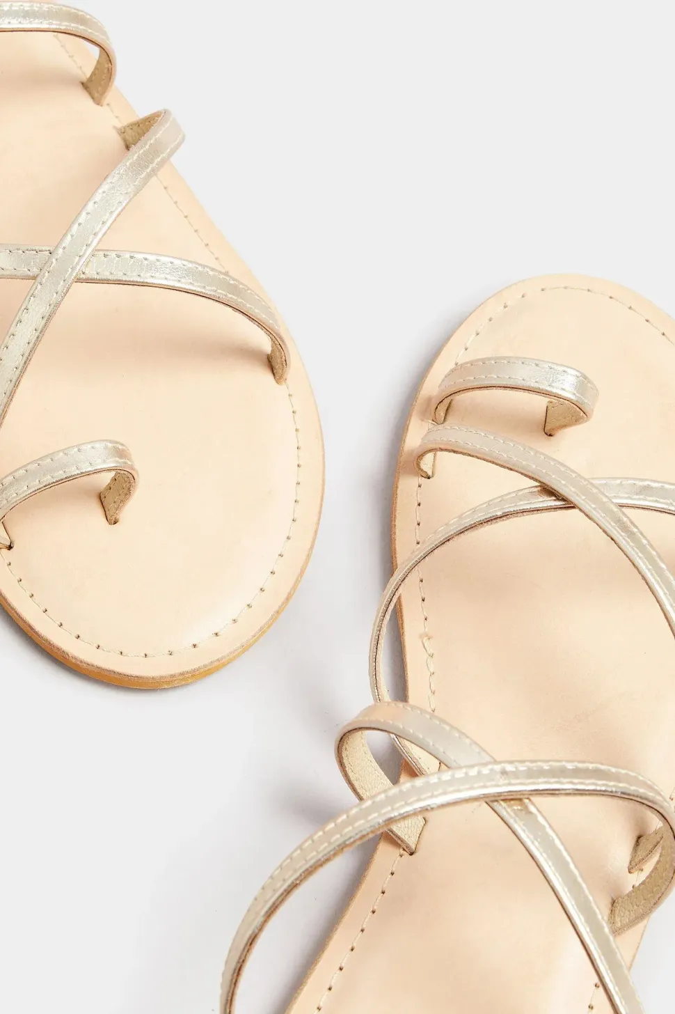 Standard Fit Cross Strap Leather Sandals