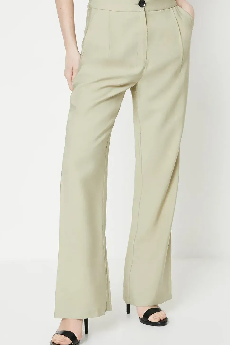 Straight Leg Trouser
