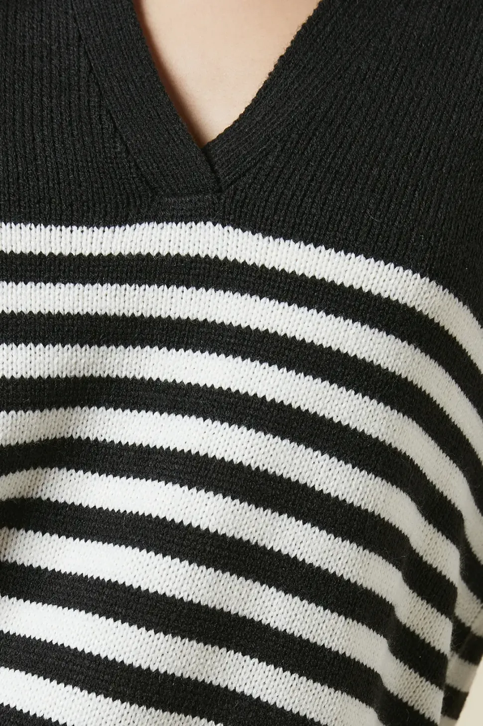 Striped Collared Knitted Jumper