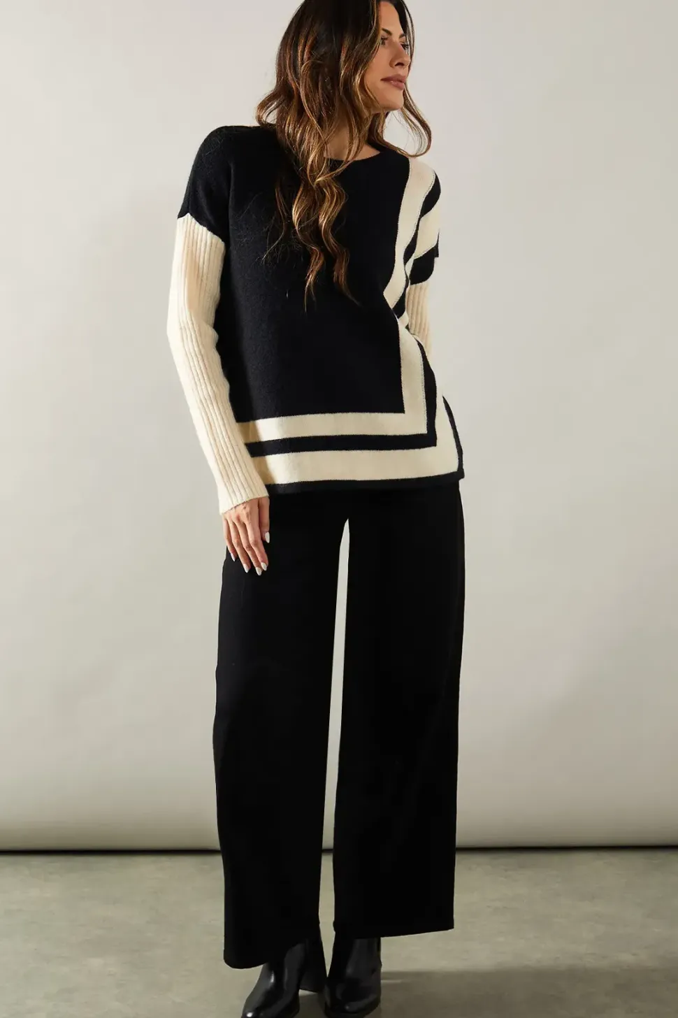 Striped Edge Crew Neck Poncho