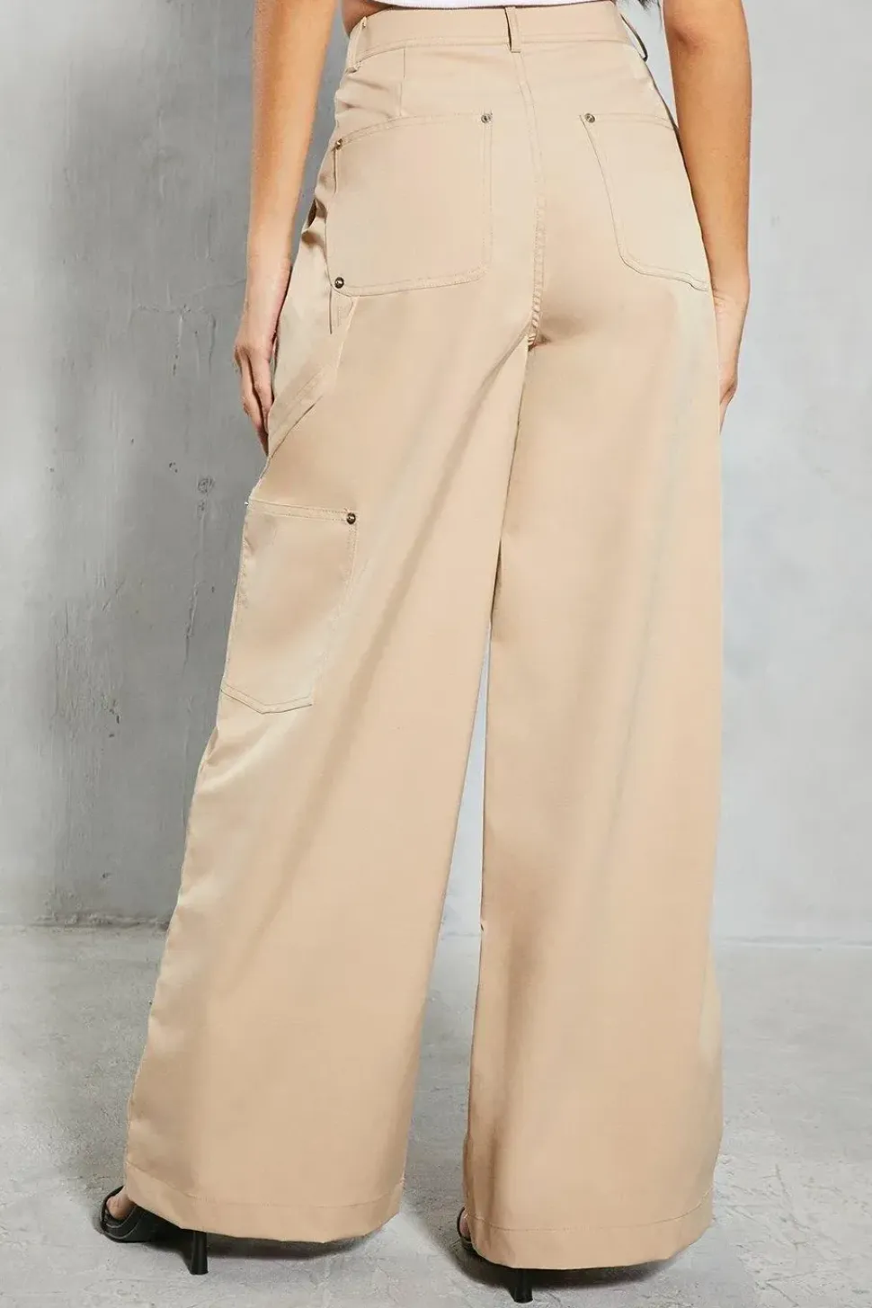 Studded Pocket Detail Wide Leg Trouser