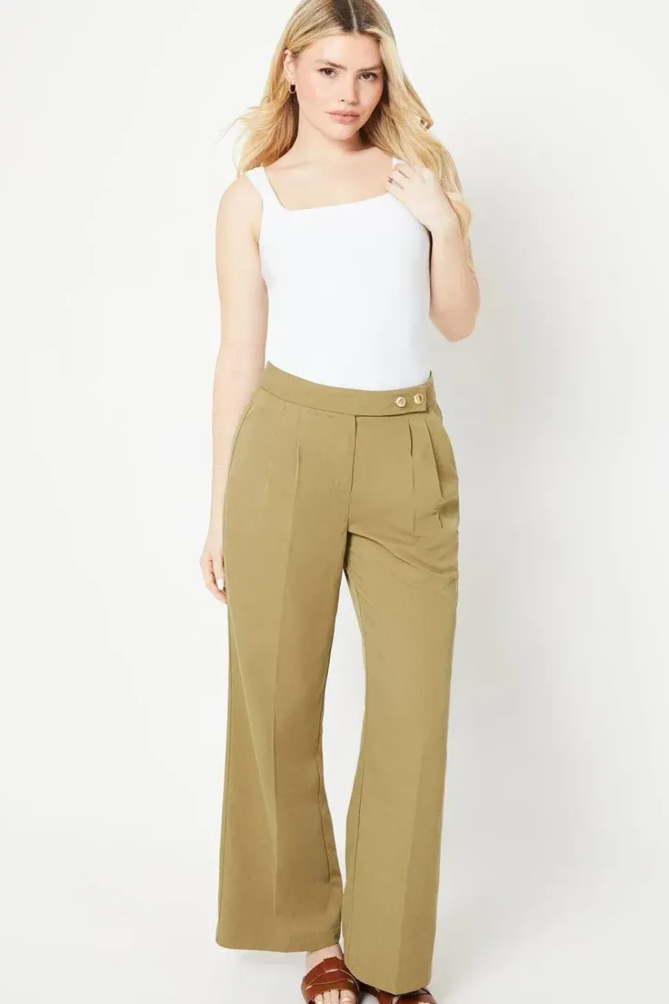 Tab Detail Pleated Trouser