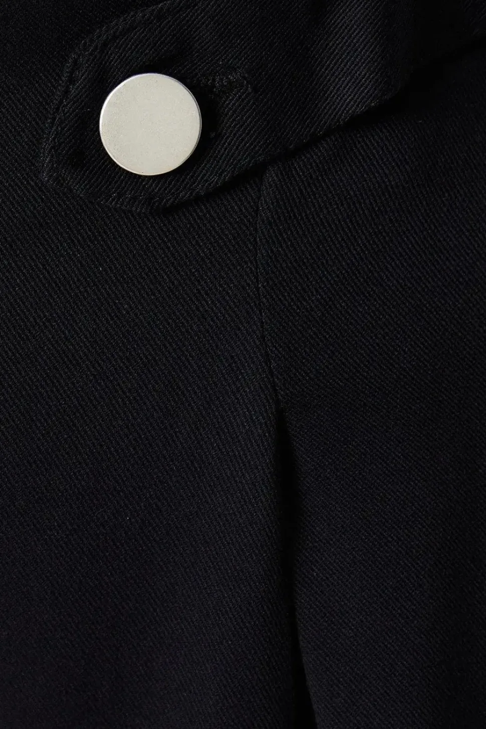 Tab Detail Pleated Turn Back Short