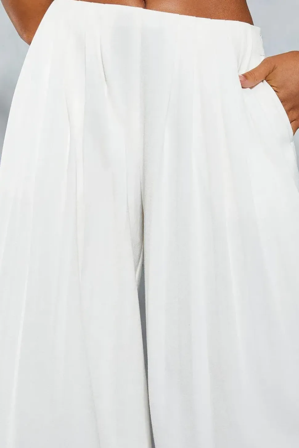 Tailored Oversized Pleat Detail Trousers
