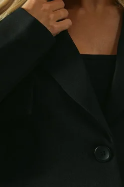 Tailored Pocket Detail Blazer