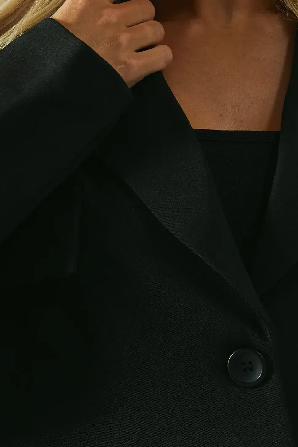 Tailored Pocket Detail Blazer