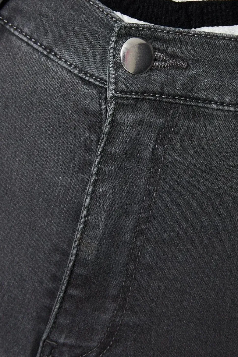 Tall Skinny ankle grazer Jean
