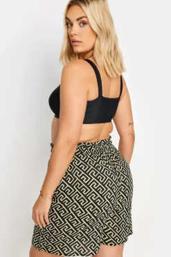 Tassel Detail Shorts