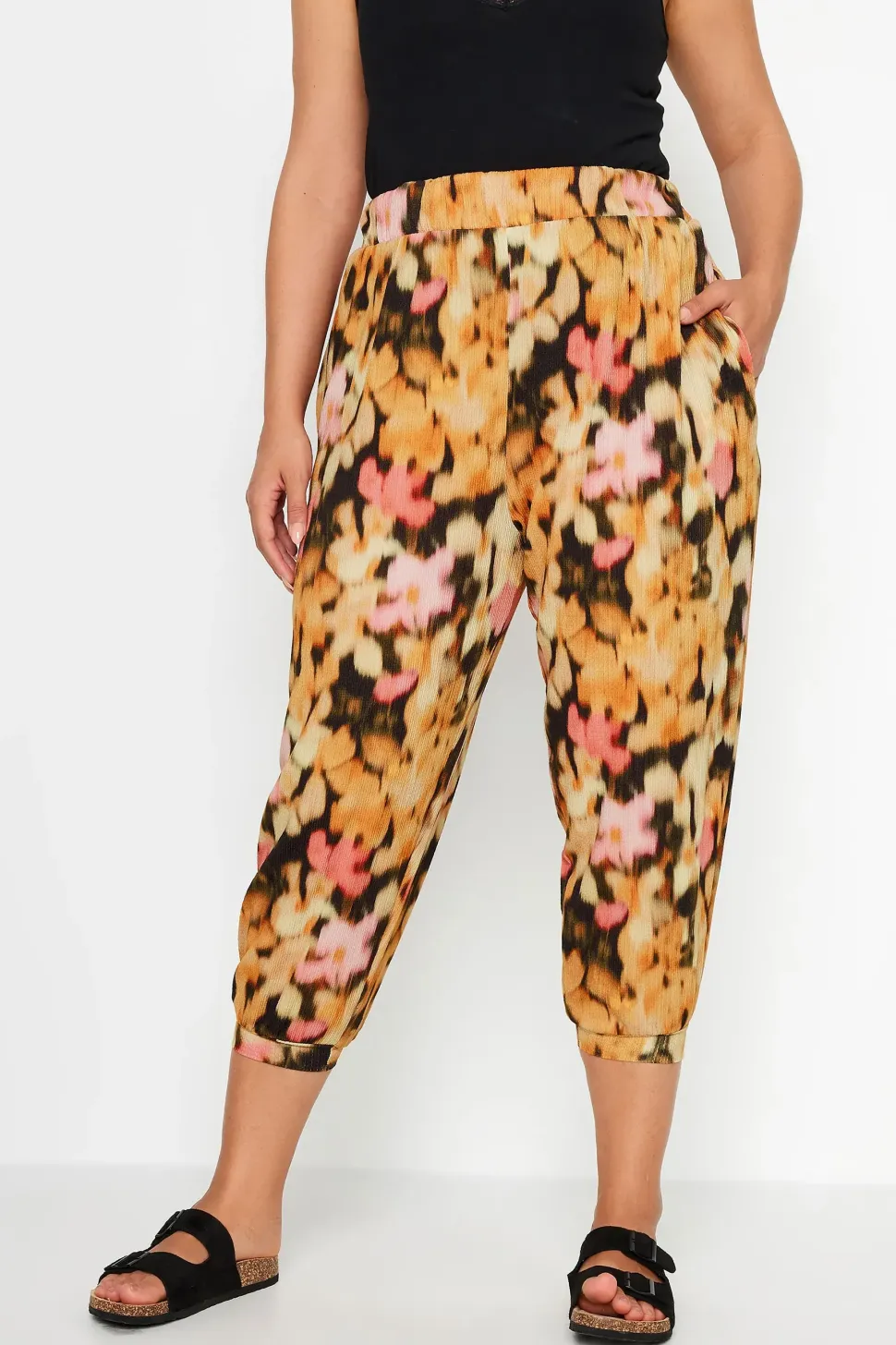 Textured Cropped Harem Trousers