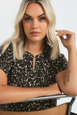 Textured Notch Neck Top