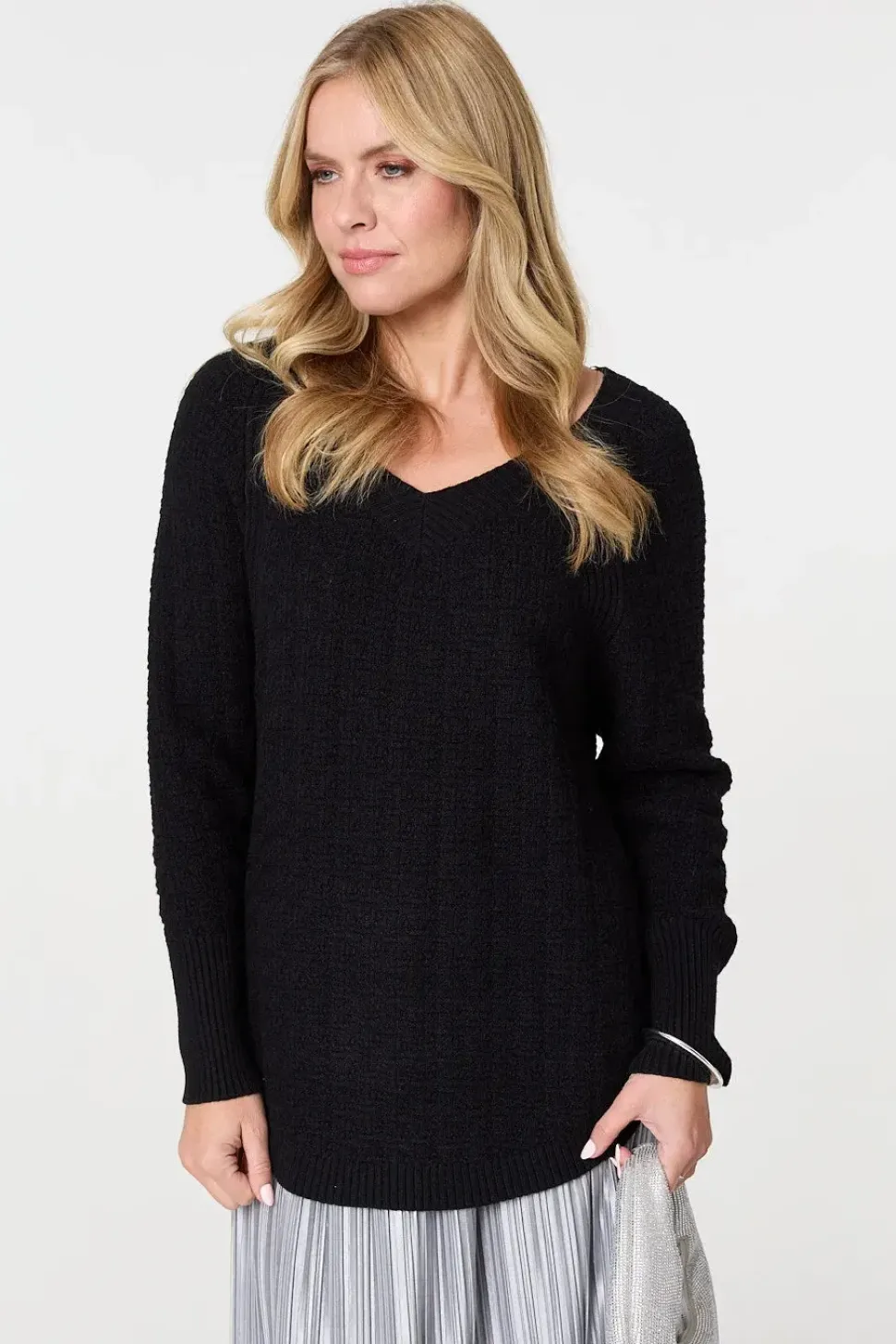 Textured V-Neck Relaxed Curve Hem Jumper