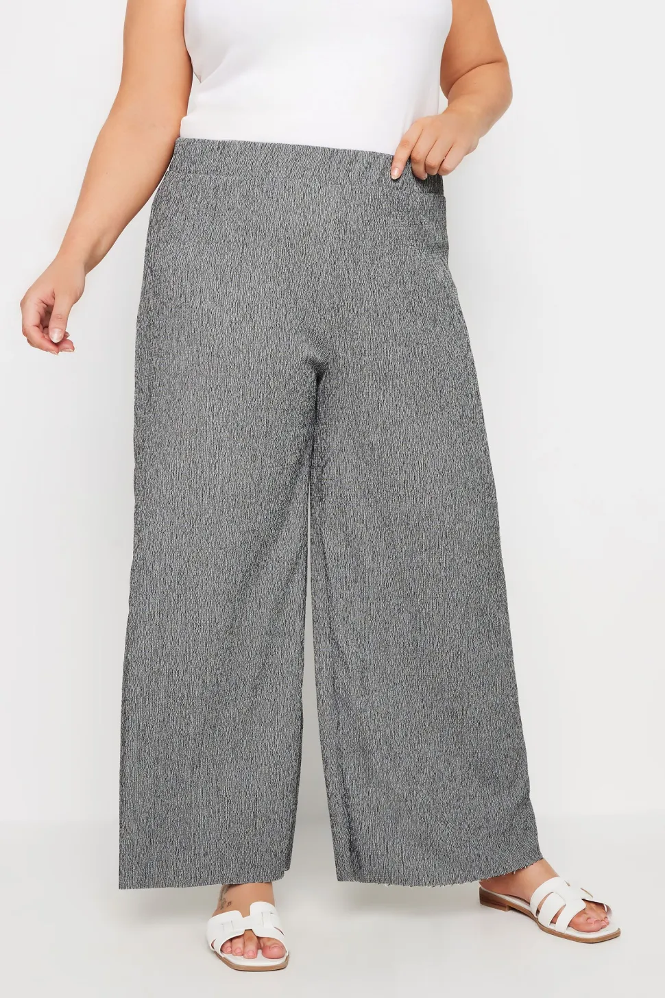 Textured Wide Leg Trousers