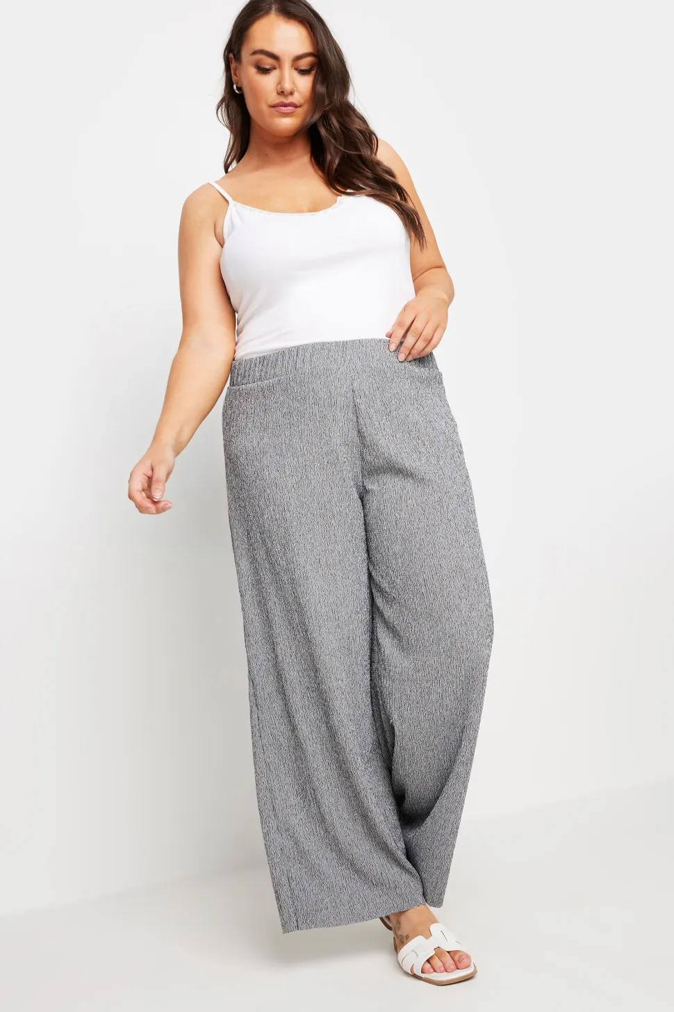 Textured Wide Leg Trousers