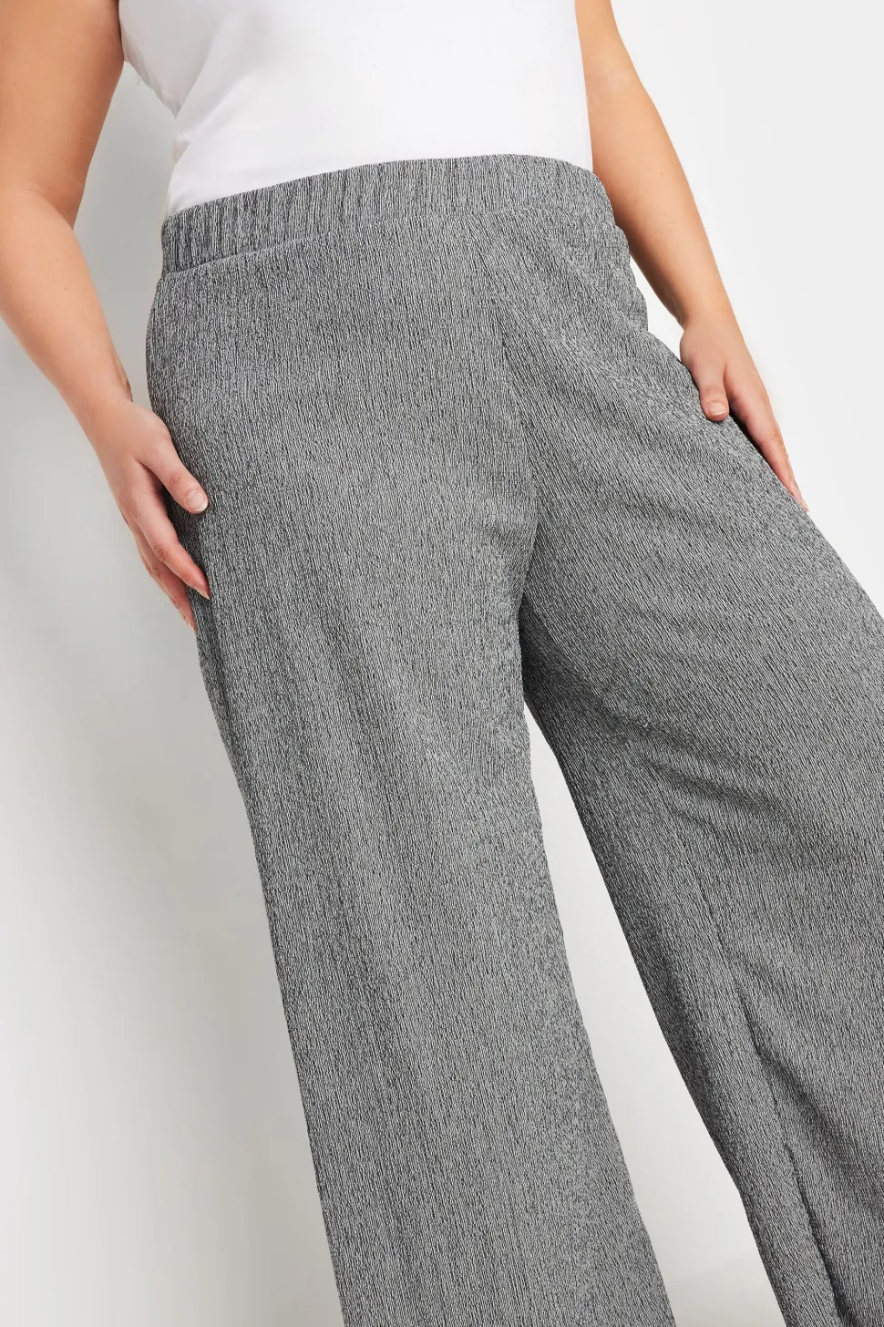 Textured Wide Leg Trousers