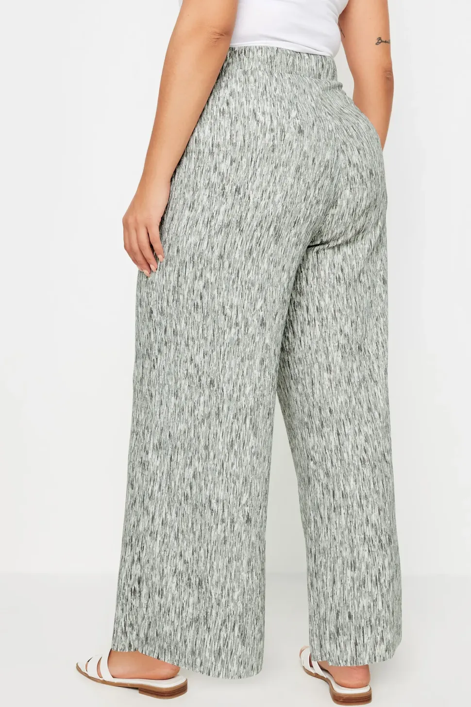 Textured Wide Leg Trousers