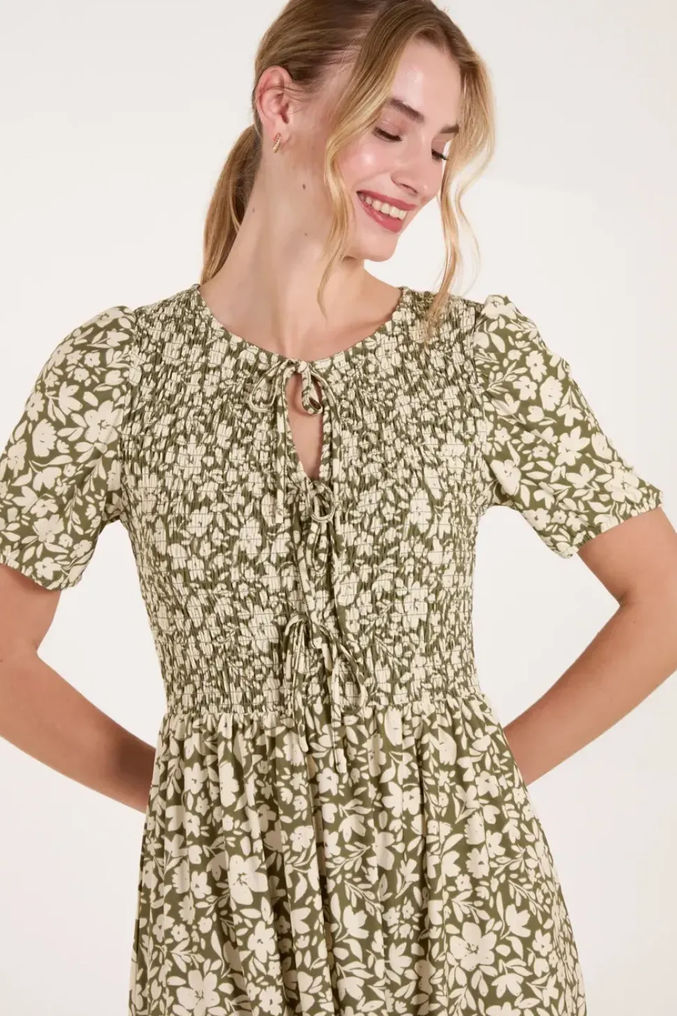 Tie Keyhole Front Puff Sleeve Dress