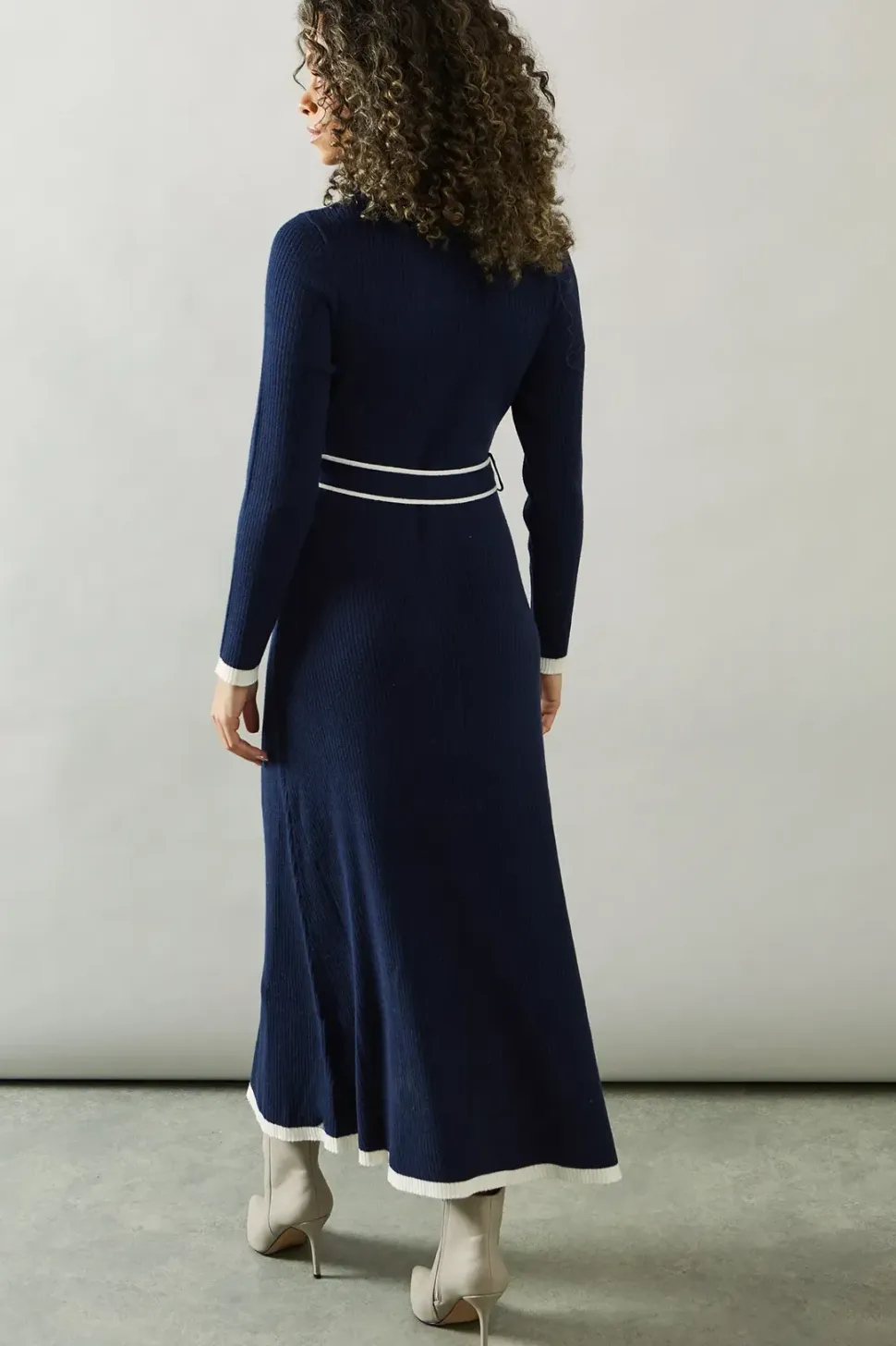 Tipped Belted Knitted Midi Dress