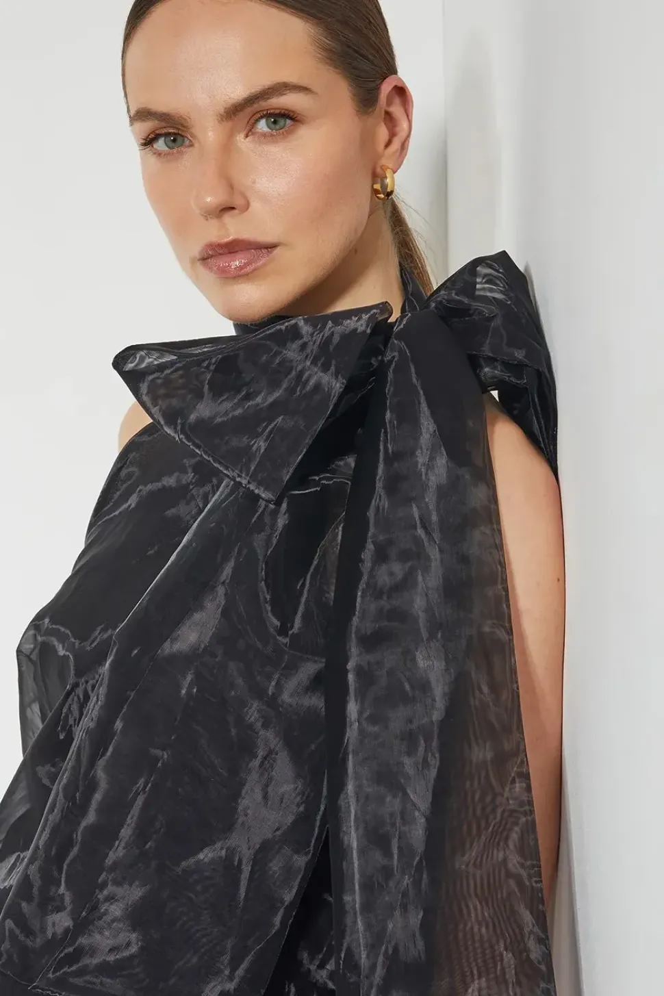 Vera Sleeveless Organza Pussybow Top Black